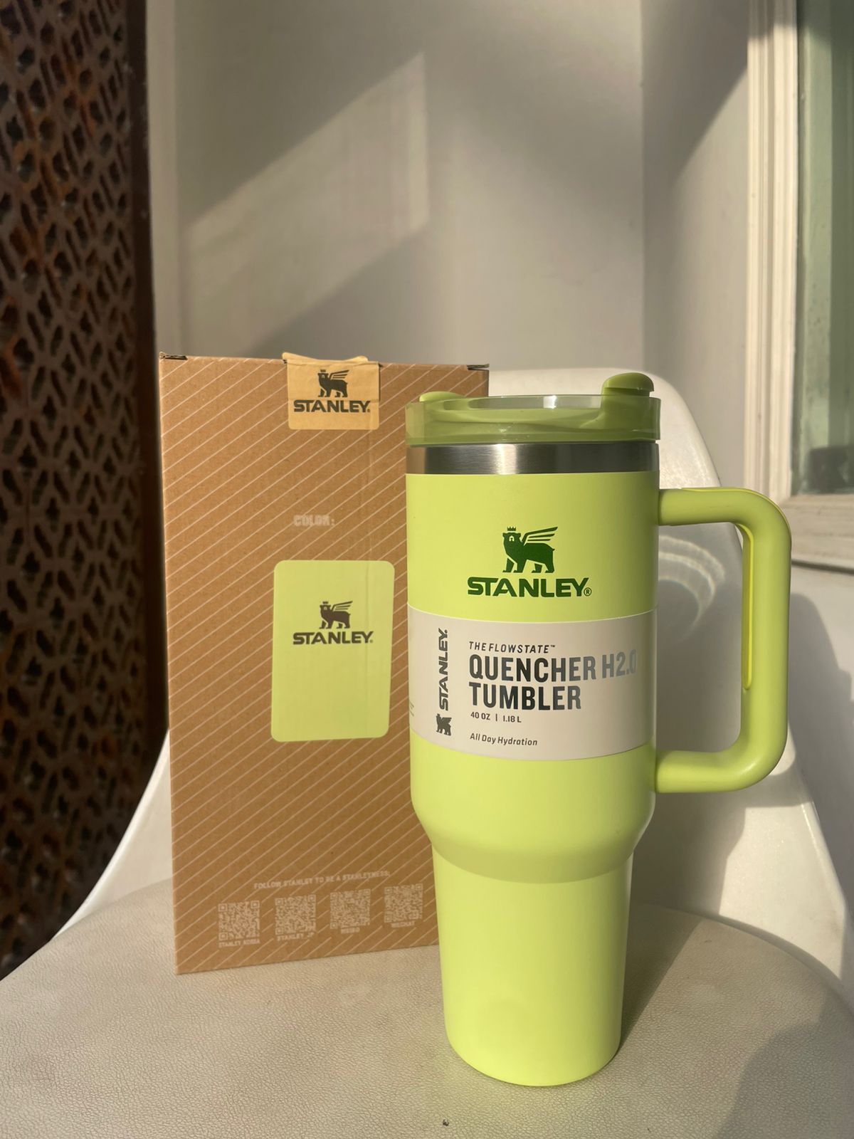 Stanely Viral Tumbler