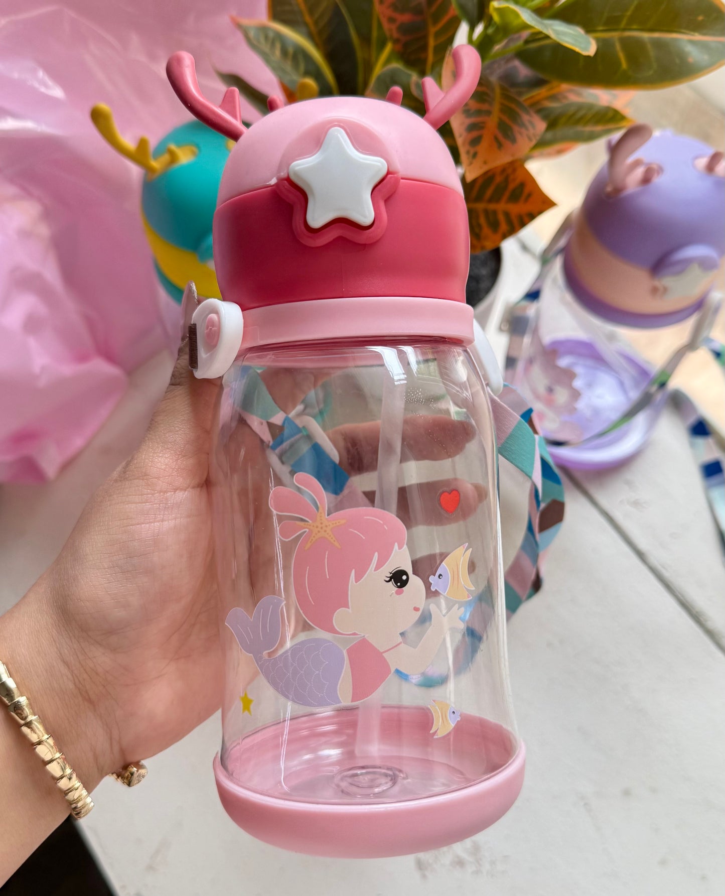 Budget-Friendly Horn Cap Water Bottle – Cute, Fun & Easy to Carry! 🍼🦄